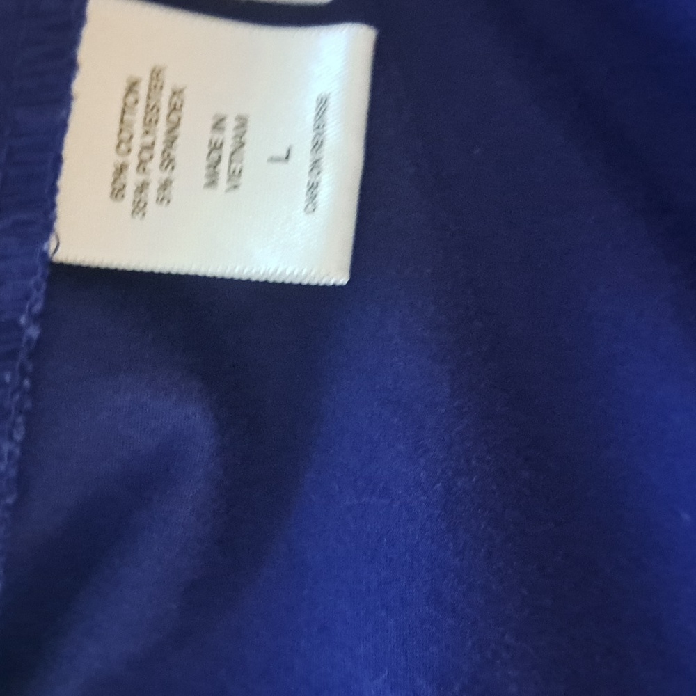 3PC BUNDLE WITH JEANS AND 2 BLOUSES - Picture 10 of 11